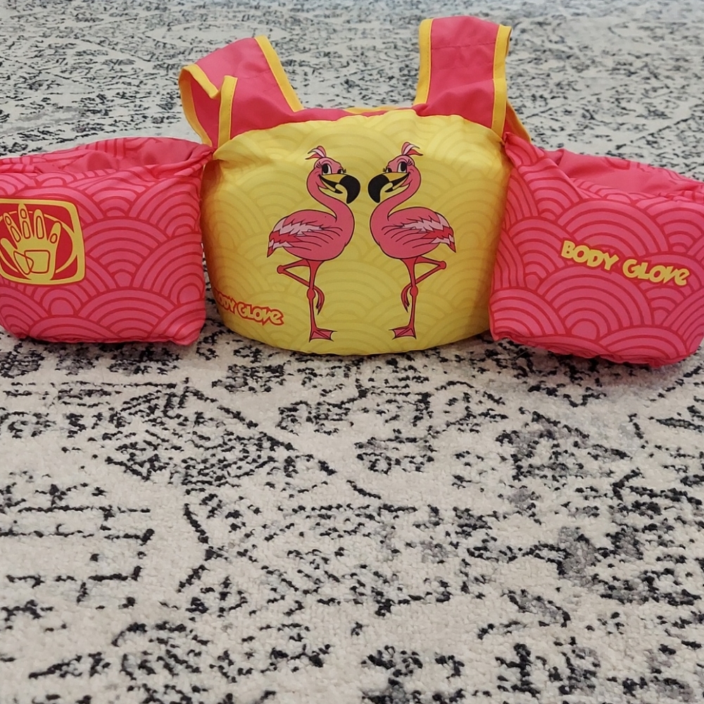 Body glove swimmer vest